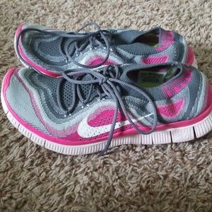 Nike Flyknit free 5.0 womens size 9.5